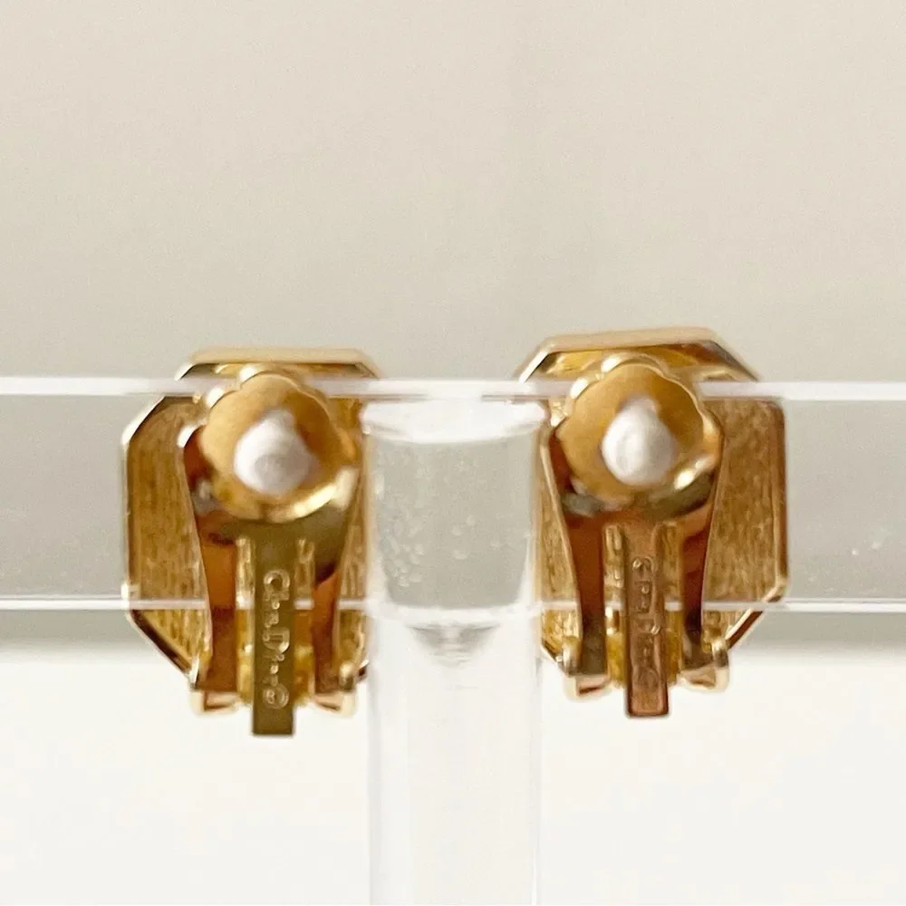 CHRISTIAN DIOR Woman vintage clip earrings blue stone